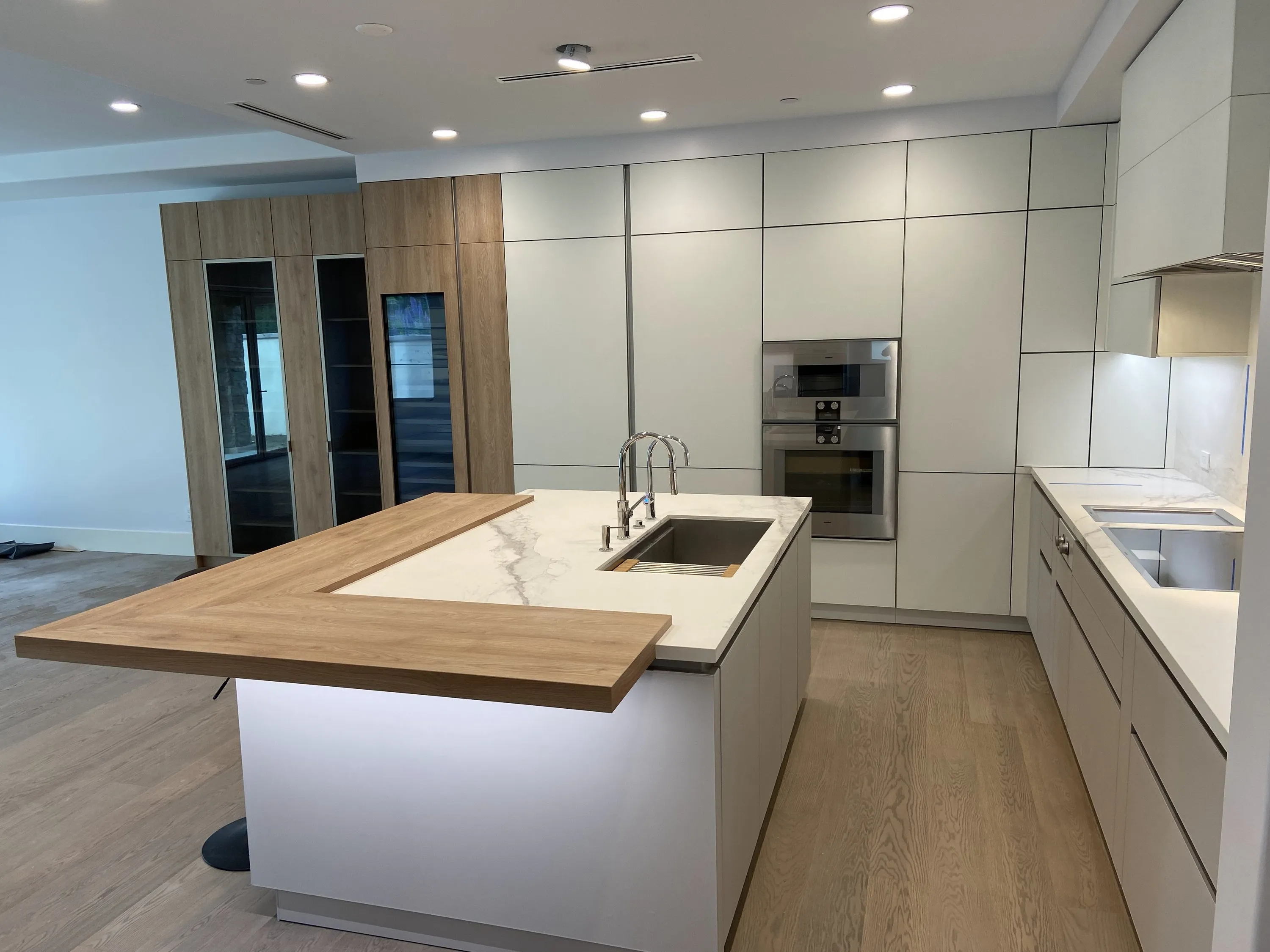 Island sink with wood counter extension